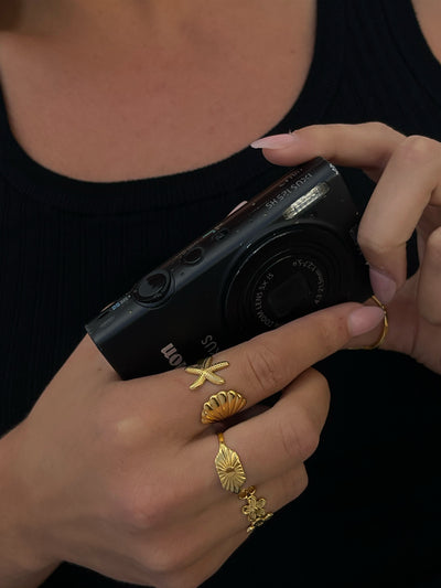Adjustable Ring with Starfish and Seashell Design