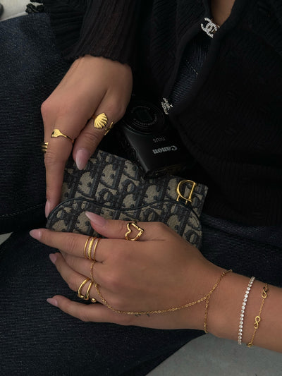 Adjustable Ring with Starfish and Seashell Design