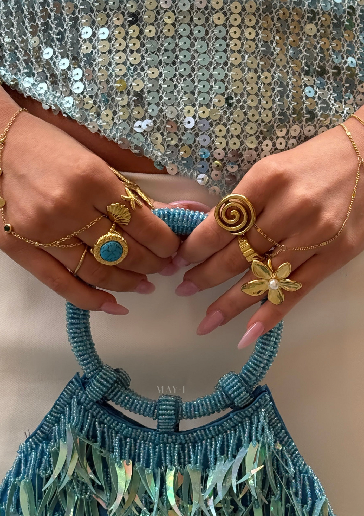 Adjustable Ring with Starfish and Seashell Design